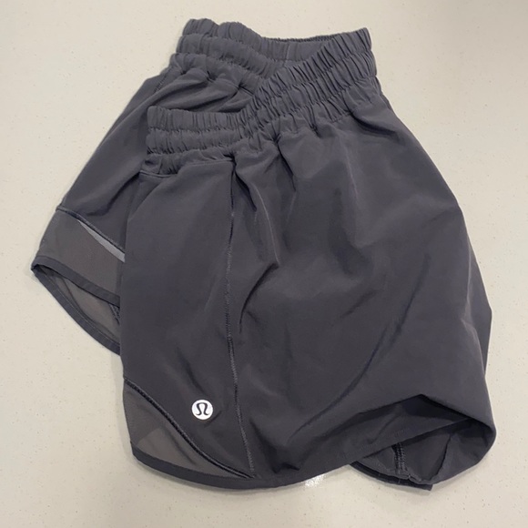 Lululemon shorts - Picture 1 of 3